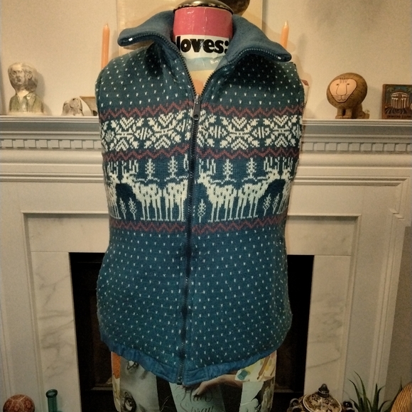70's Vintage embroidered reversible puffer vest - Picture 2 of 6